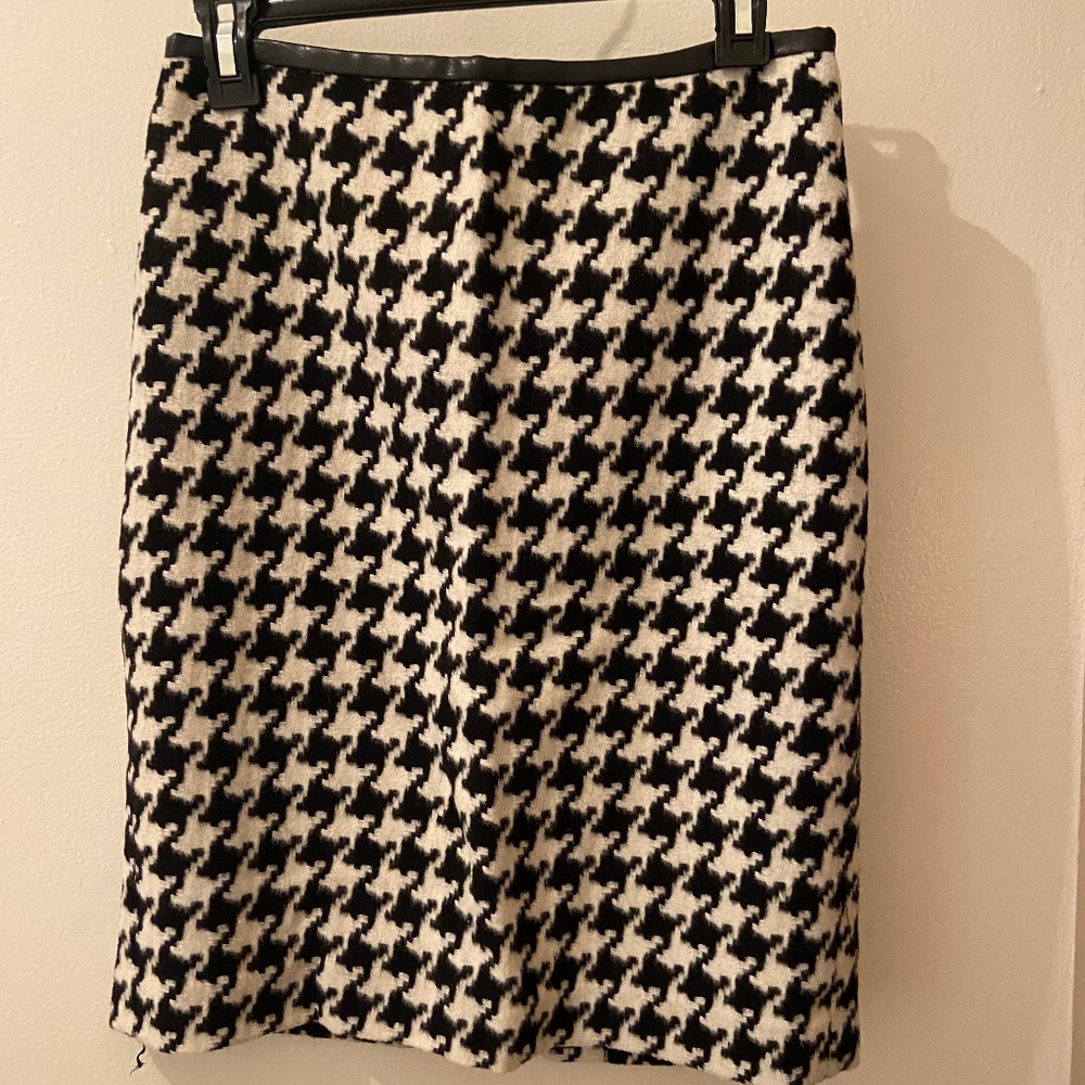 Talbots houndstooth pencil skirt